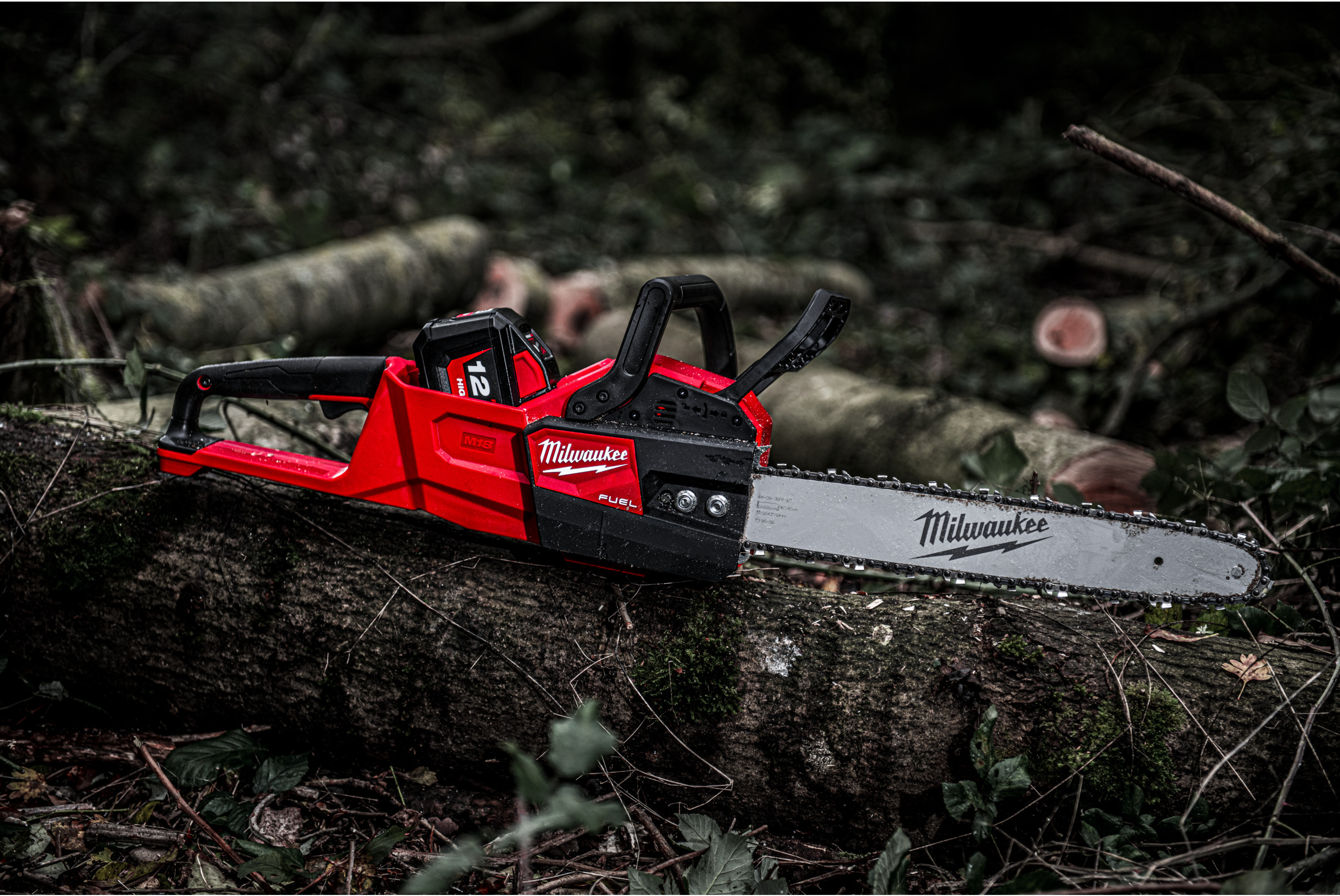 ACCUKETTINGZAAG 18V/2X12AH  M18FCHS-122  MILWAUKEE