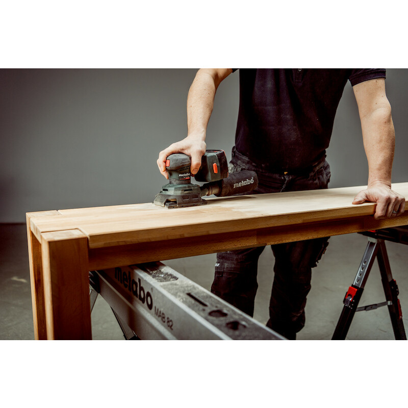 PONÇEUSE TRIANG.18V/BODY    SM 18 LTX BL    METABO