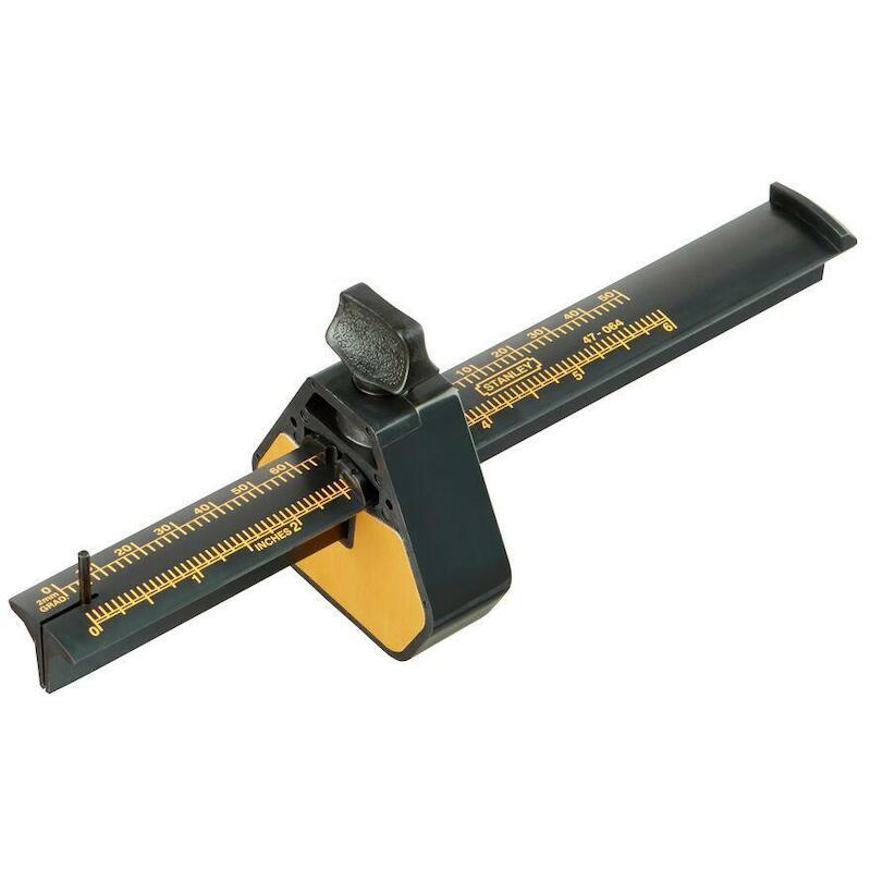 TRUSQUIN PLASTIQUE          2-47-064 215MM STANLEY