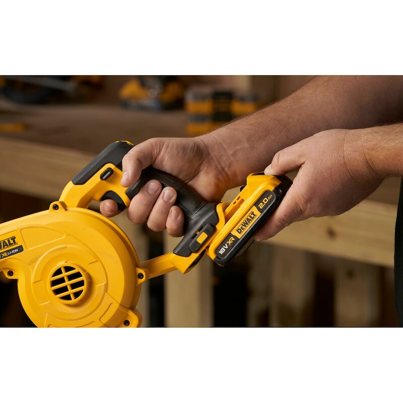 SOUFFLEUR/ACCU 18V/BODY     DCV100          DEWALT