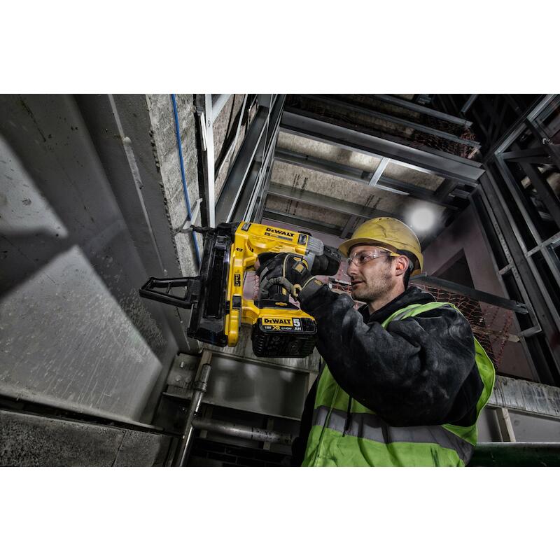 CLOUEUR BETON 18V/2X5AH     DCN890P2(COFF)  DEWALT