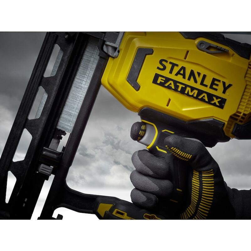 CLOUEUR/ACCU 18V/2X2AH      SFMCN616D2K    STANLEY