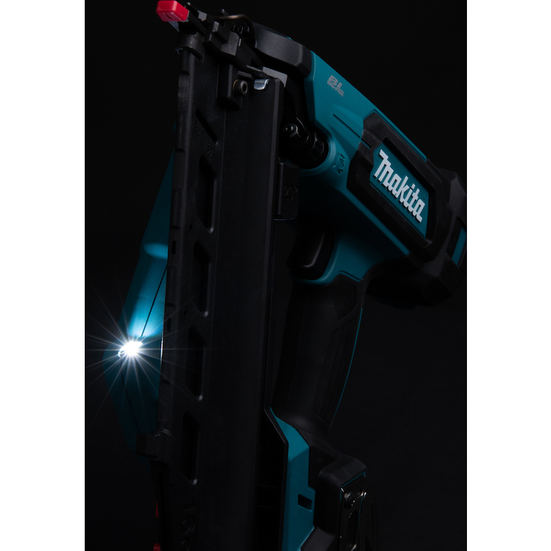 CLOUEUSE/ACCU 18V/BODY      DBN610          MAKITA