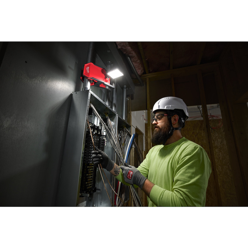 LAMPE CHANTIER 18V/BODY     M18 PAL2-0   MILWAUKEE