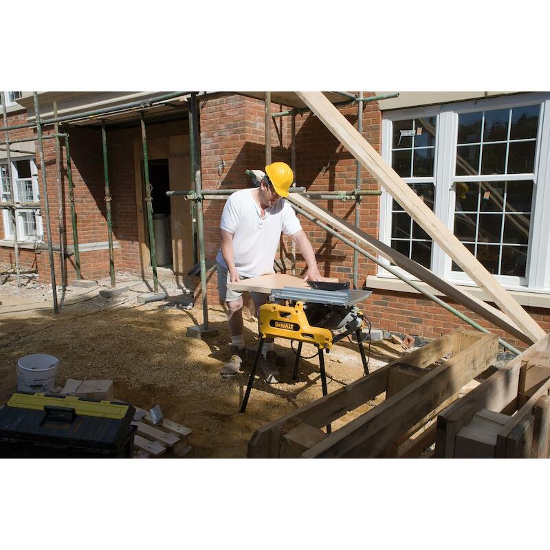 COMBINATIEZAAG 2000W/250MM  DW743N          DEWALT