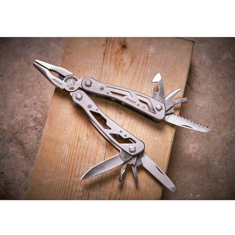MULTITOOL 12 IN 1 RVS       0-84-519 IN ETUI STANL