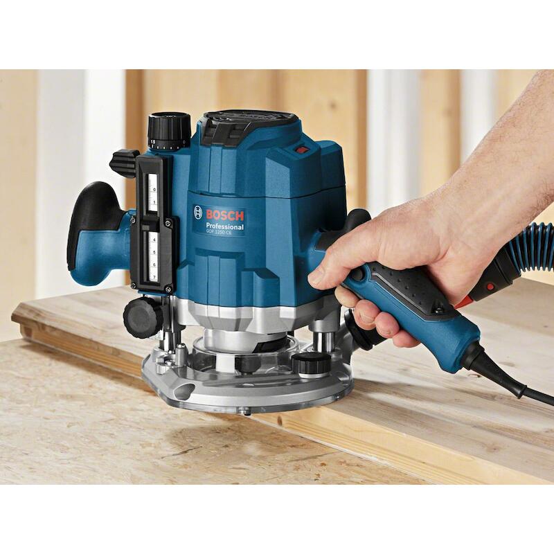 Bosch - défonceuse gof 1250 ce - 1250 w - 6-8 mm - en l-boxx 238 - 02615991