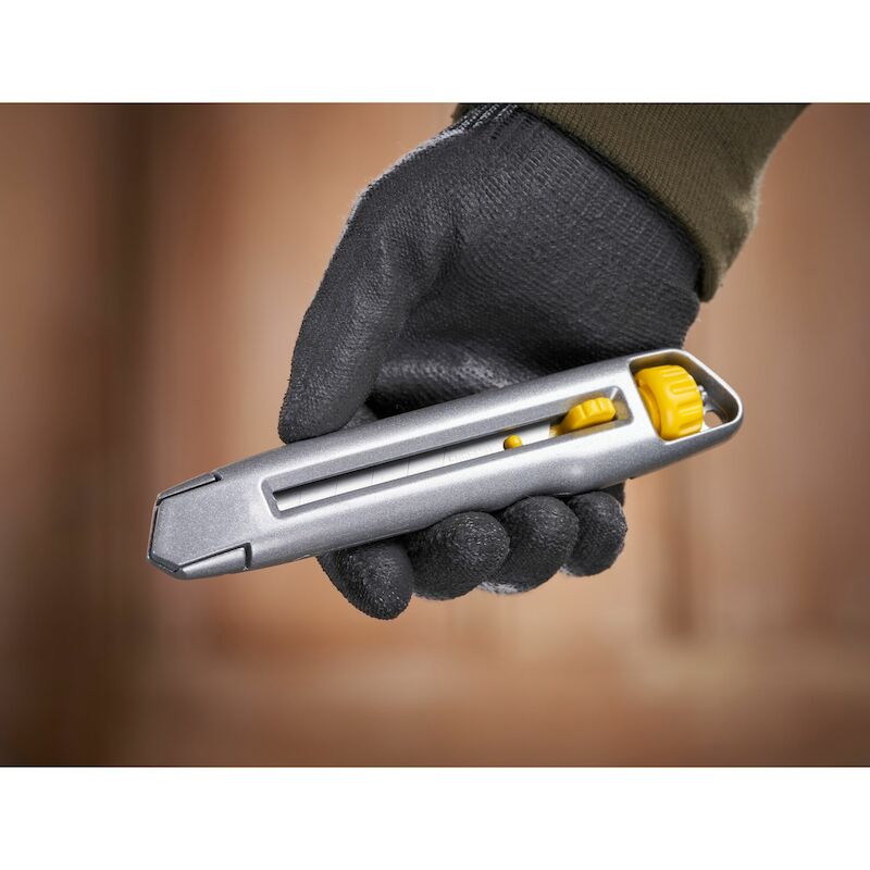 CUTTER INTERLOCK 18MM       1-10-018 165MM STANLEY
