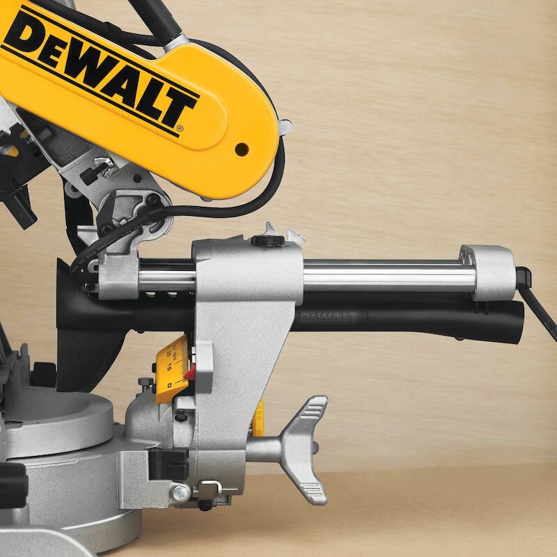 AFKORTZAAG 1675W/305MM      DWS780          DEWALT