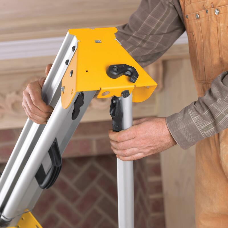 AFKORTZAAG 1675W/305MM      DWS780          DEWALT