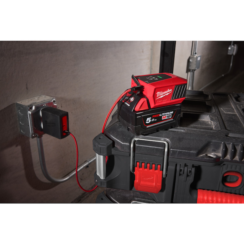 Milwaukee - Battery charger and power bank - M18 TC-0 - Li-ion - 18 V - 2.5 a - 08123303