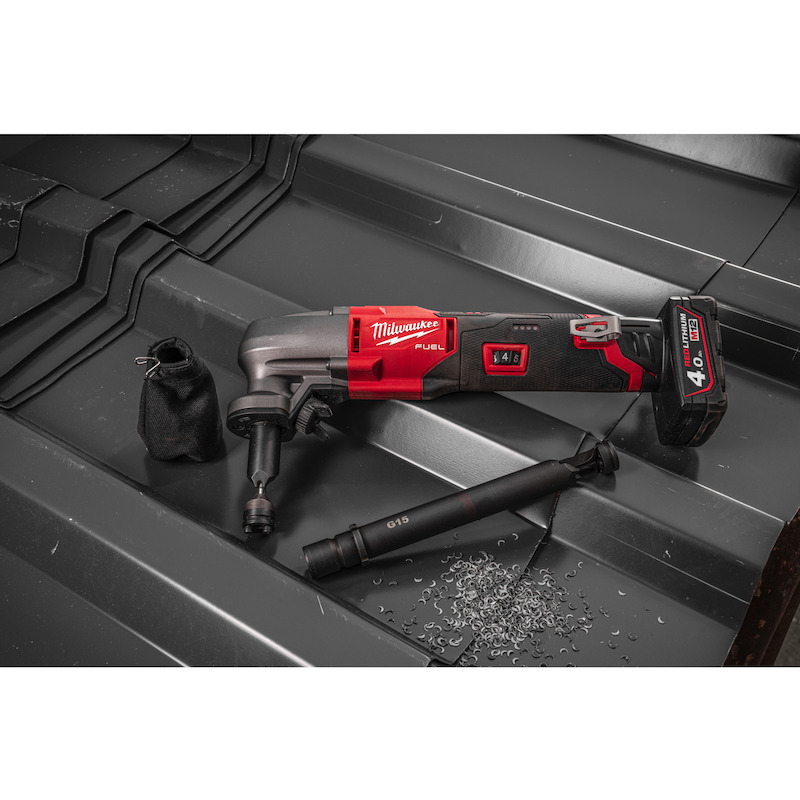 ACCUKNABBELSCHAAR 12V/2X4AH M12 FNB16-402X  MILWAU