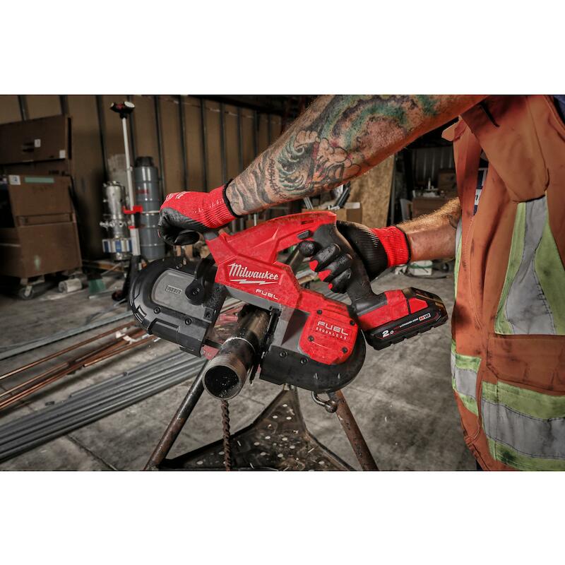ACCU-LINTZAAG 18V/2X2AH     M18FBS85-202C MILWAUKE