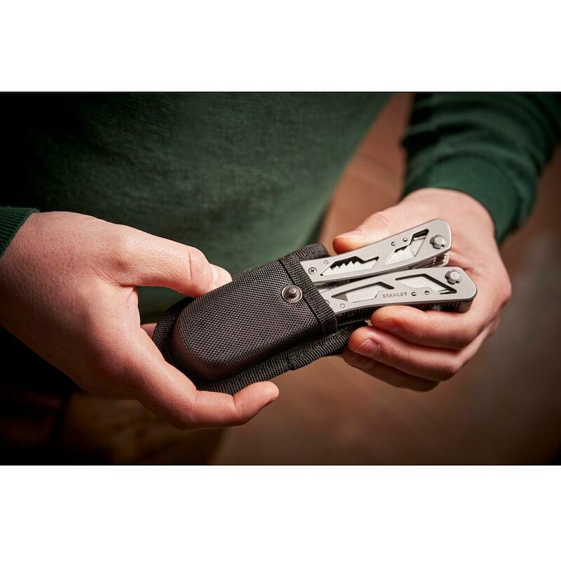 MULTITOOL 12 IN 1 RVS       0-84-519 IN ETUI STANL